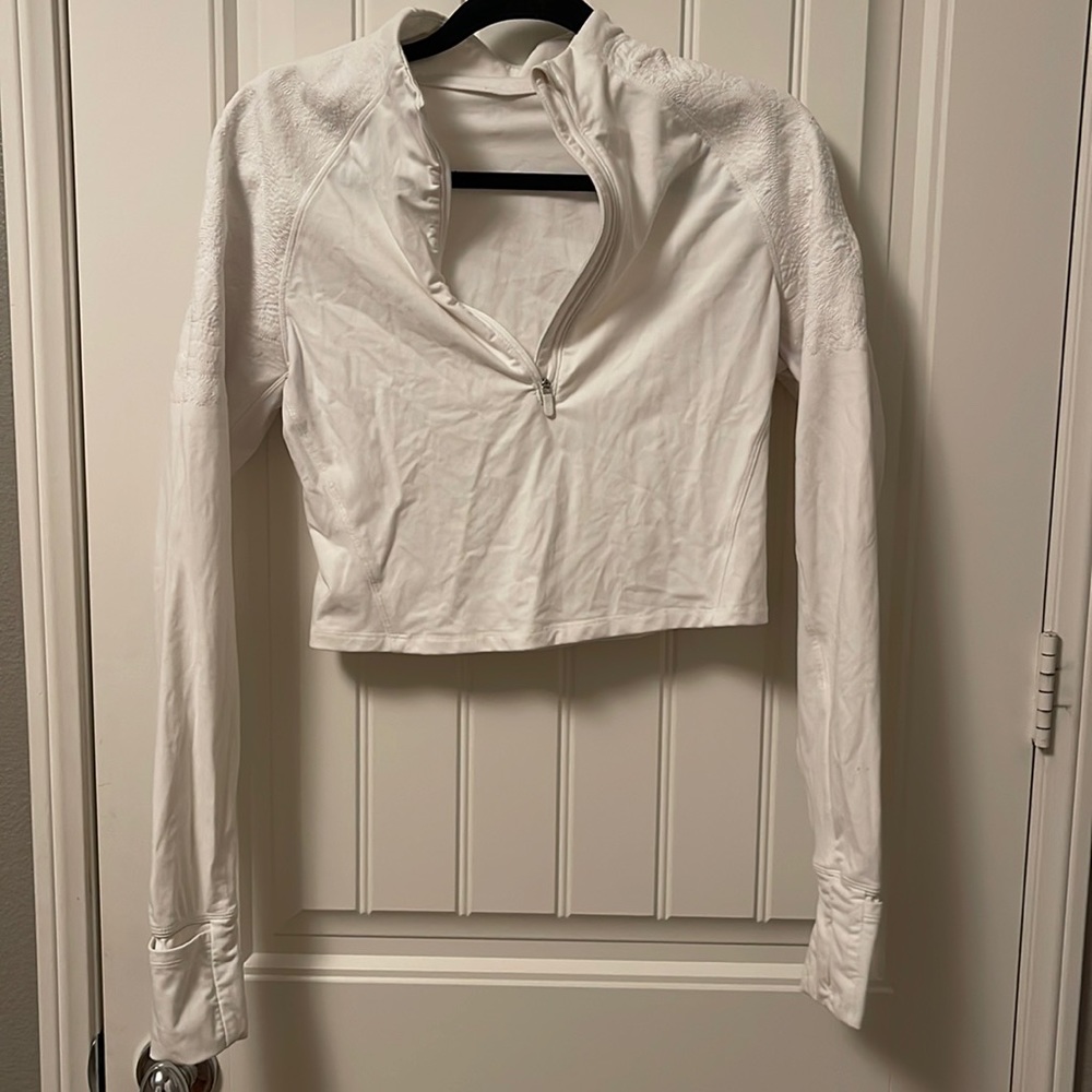 Lulu lemon cropped half zip